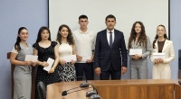 Студентам ЮОГУ вручили стипендии Национального банка РЮО